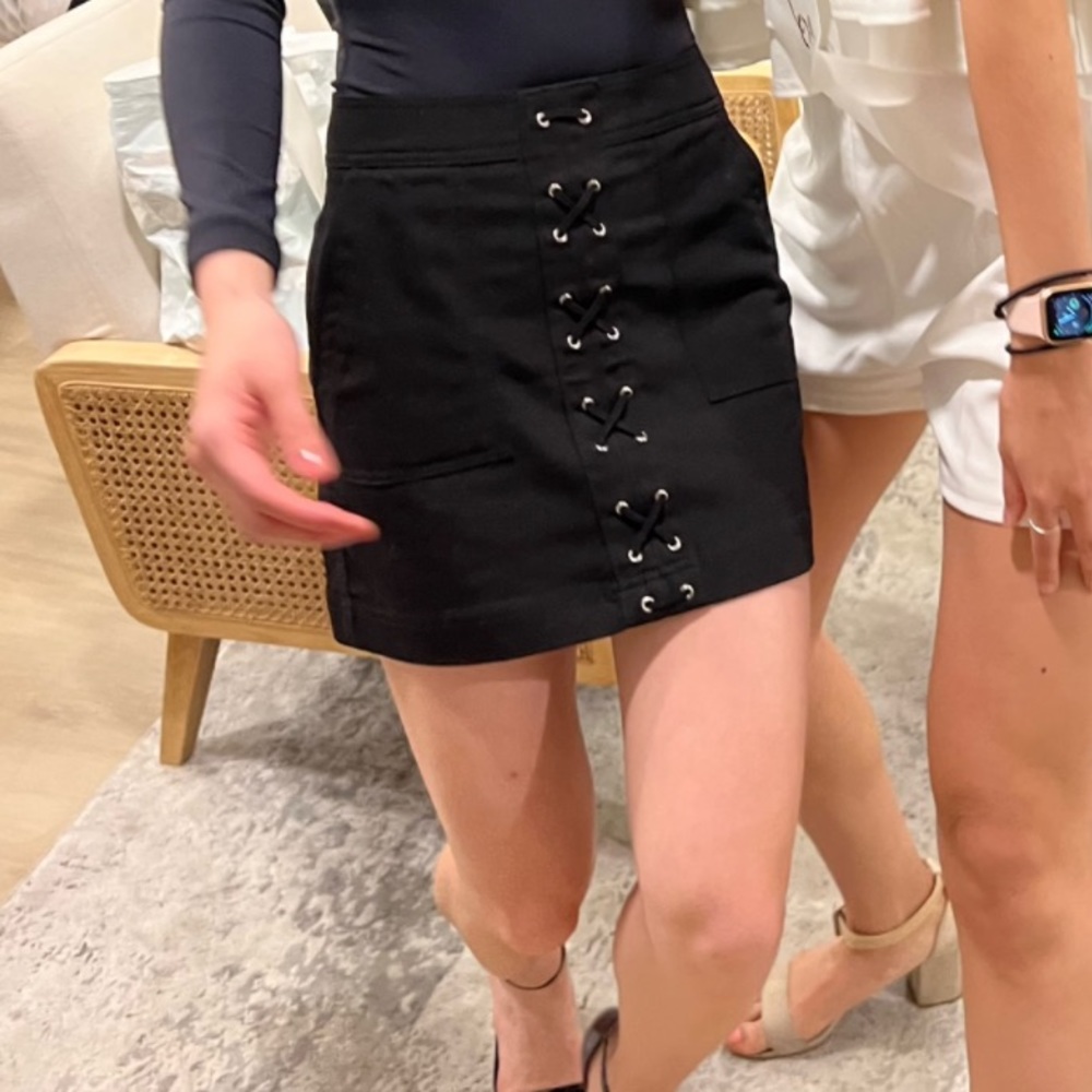 Express Mini Skirt 00